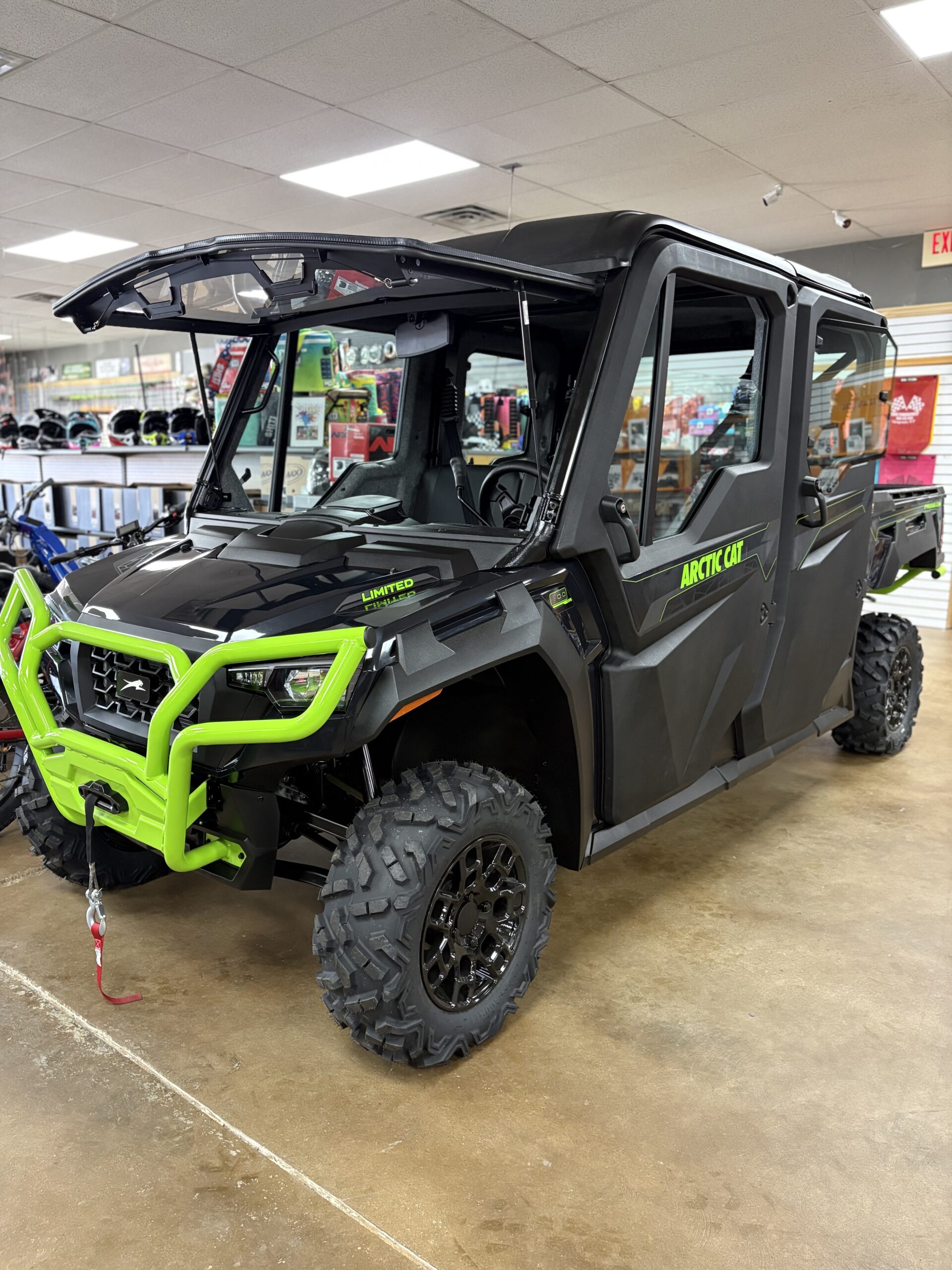 2025 Prowler Limited Crew Green